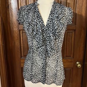 Sam & Max Short Sleeve Animal Print Blouse Medium